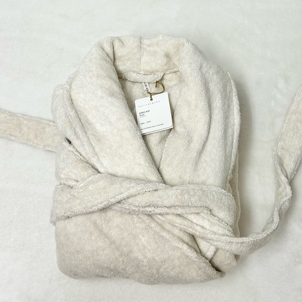 NWT Pottery Barn Dream Oatmeal Robe small